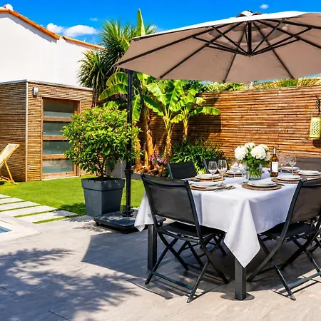 Jolie Maison De Avec Piscine - 5 Personnes 莱萨布勒-多洛讷