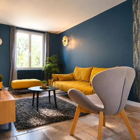 Jolie Maison De Avec Piscine - 5 Personnes 莱萨布勒-多洛讷